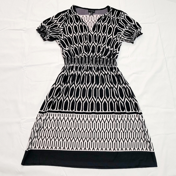 ENFOCUS STUDIO Ladies Lovely Black & White Fit & Flare Geometric Dress - Sz 4 - Picture 2 of 7